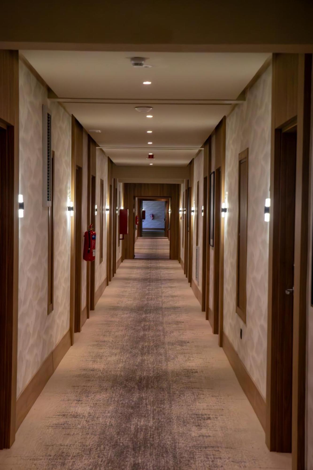 Dominium Palace Agadir Exterior photo A corridor in a hotel