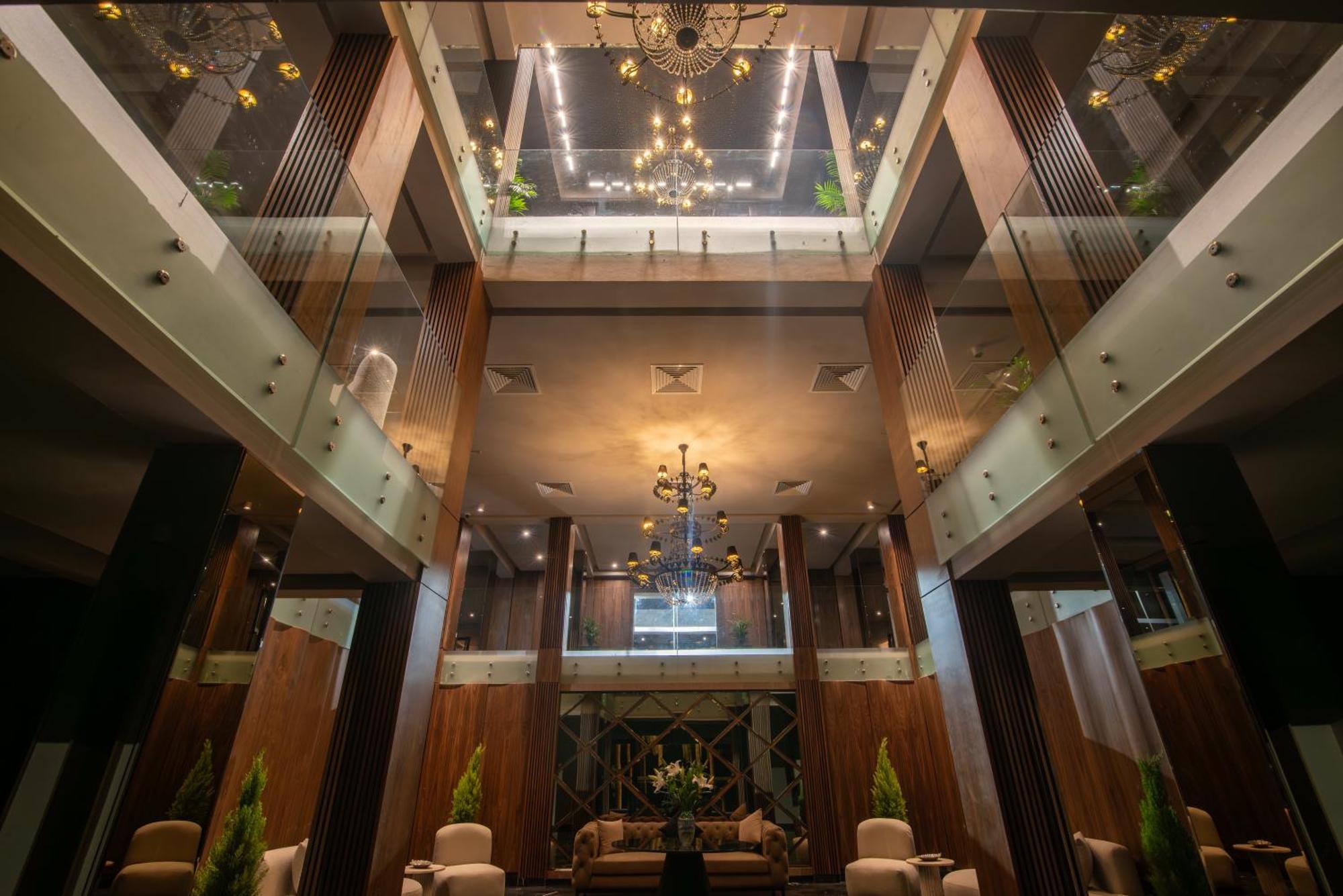 Dominium Palace Agadir Exterior photo The lobby of the hotel